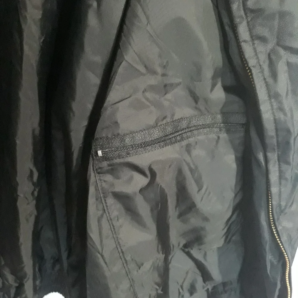 Solar 1 security jacket - Picture 5 of 5